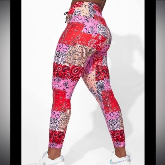 NWT EleVen By Venus Williams Bandana Babe 7/8 Legging - Picture 4 of 16